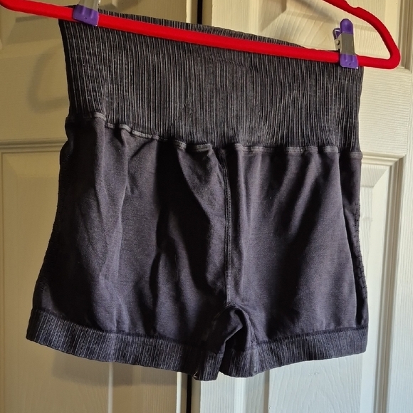 Free People Movement Good Karma Running Shorts size M/L NWOT Black Wash - Picture 7 of 7